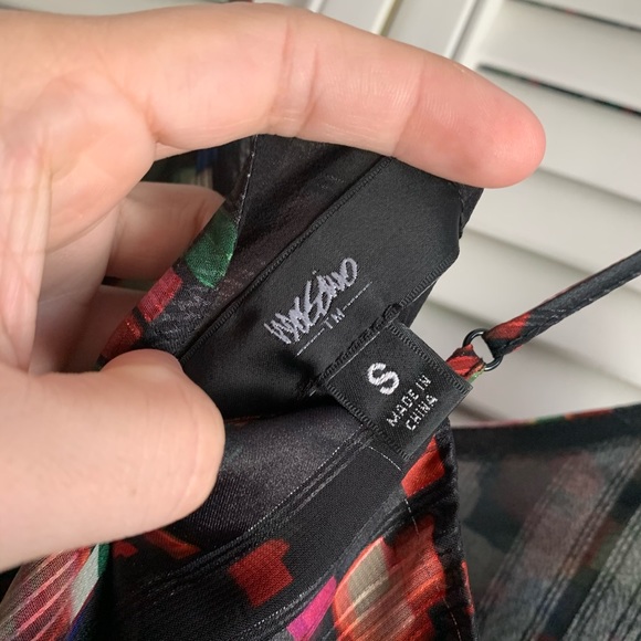 Mossimo Flowy Top - Picture 3 of 3